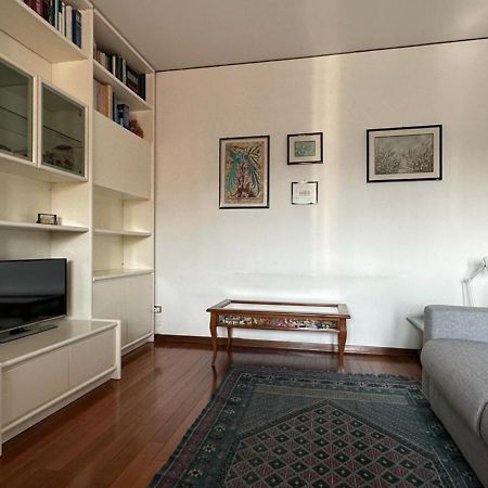 Blue Rosa Flat Apartment Падуа Екстериор снимка