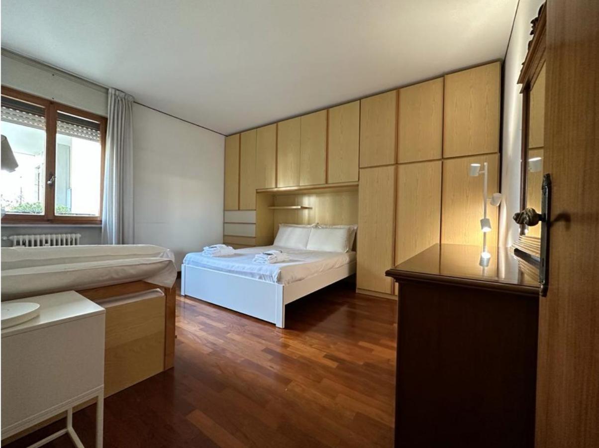 Blue Rosa Flat Apartment Падуа Екстериор снимка