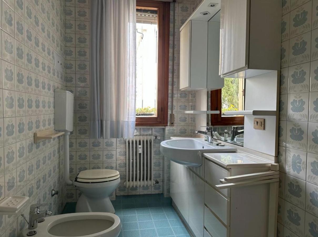 Blue Rosa Flat Apartment Падуа Екстериор снимка